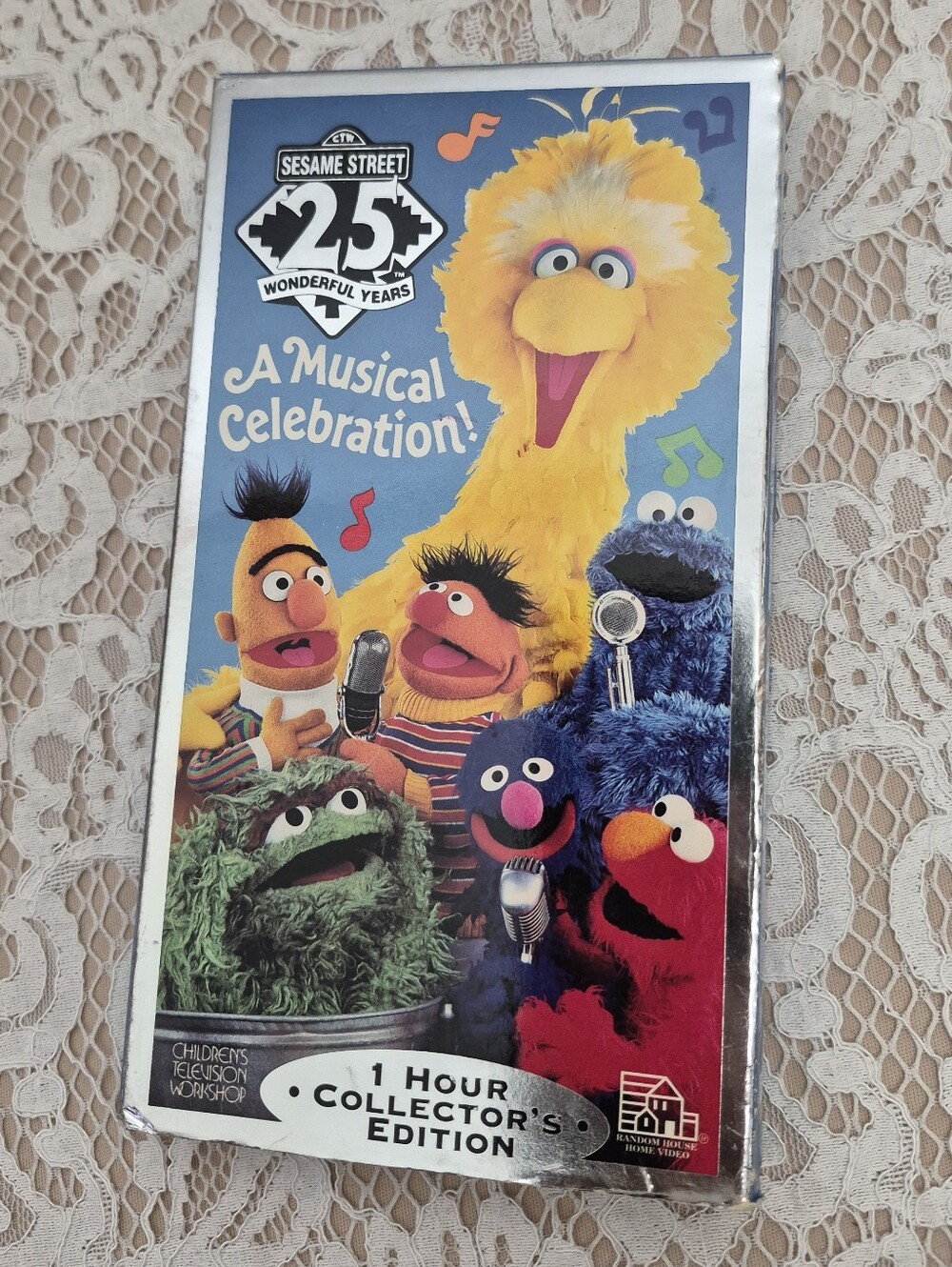Sesame Street VHS - Picture 4 of 6
